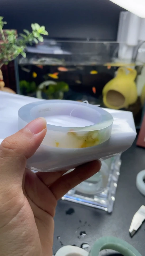 未镶嵌毛胚手镯定制翡翠毛胚定制