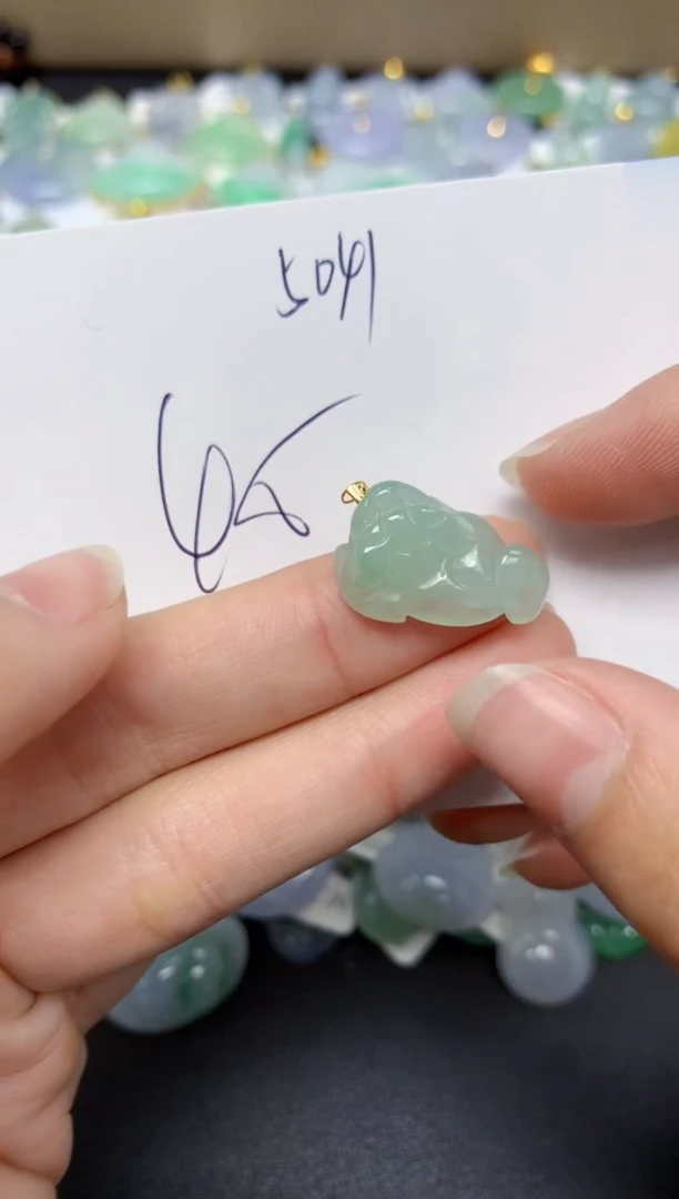 【闪购商品】翡翠颈饰18K金镶嵌 天然翡翠A货