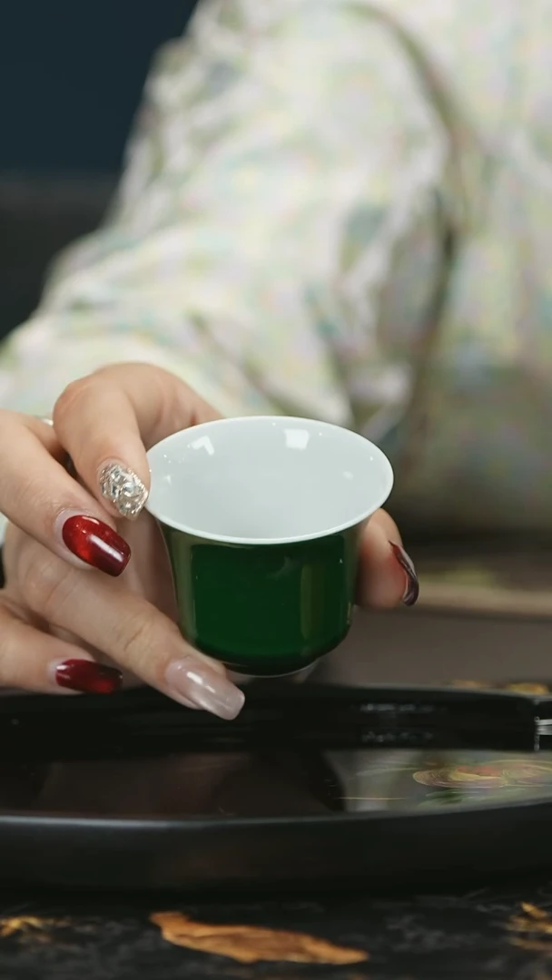 【闪购商品】瓷唐里郎窑绿小杯杯