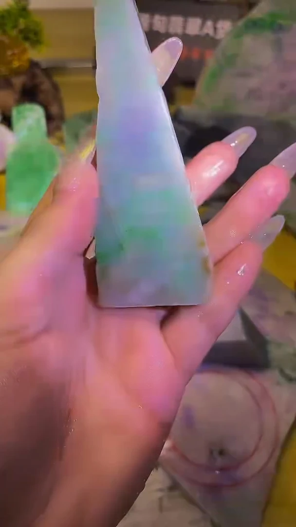 翡翠裸石未镶嵌天然缅甸翡翠A货381
