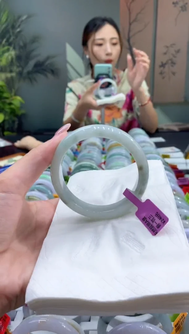 未镶嵌手镯翡翠000039965