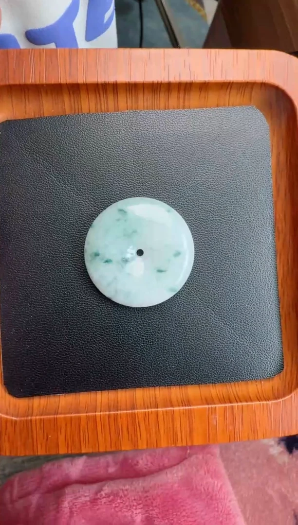 【闪购商品】翡翠吊坠(不含链)未镶嵌追梦人大叔大  孤品