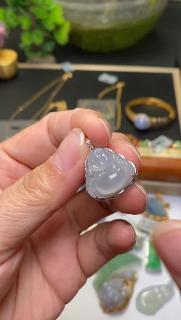 颈饰18K金镶嵌翡翠净货34306