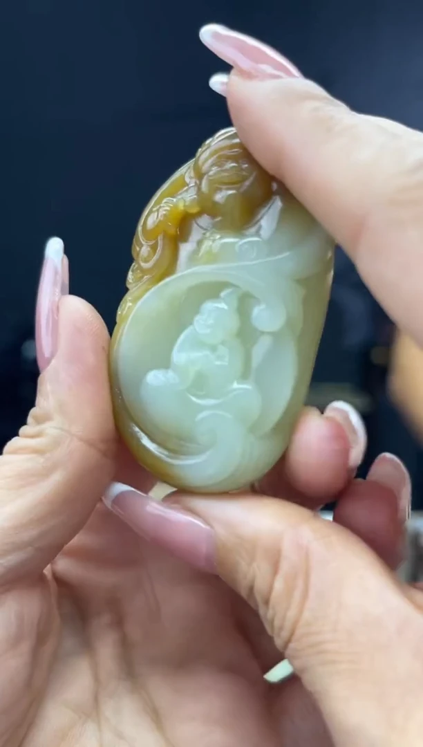 颈饰未镶嵌和田玉1