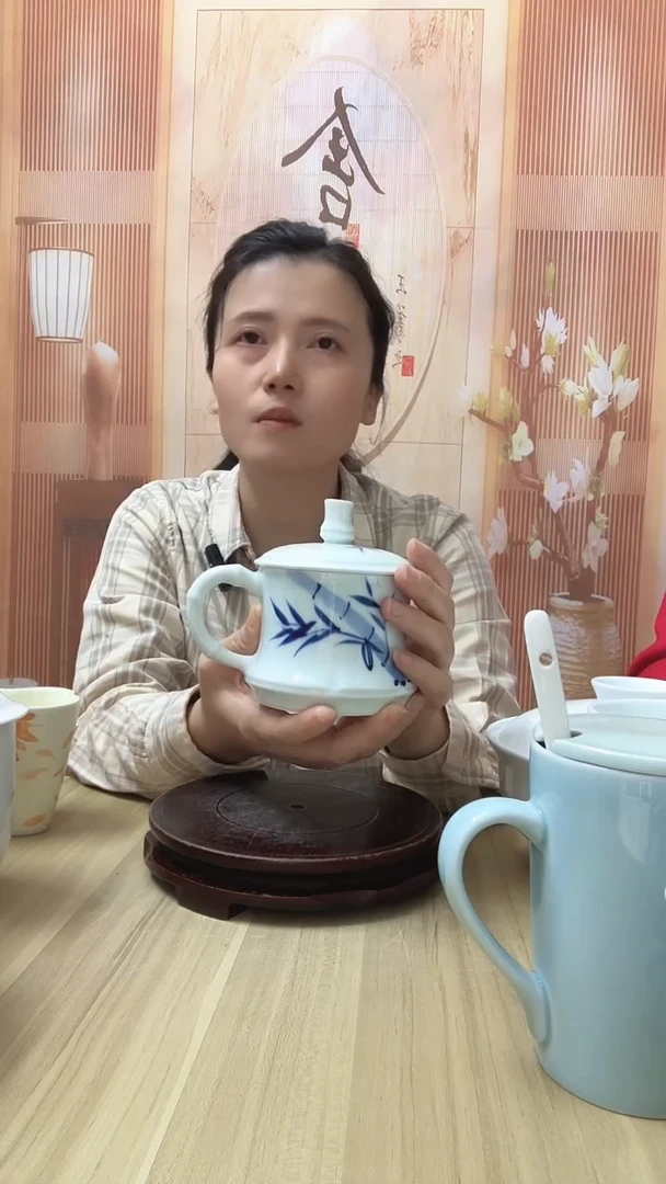 瓷无**娃手绘竹子竹节杯1个