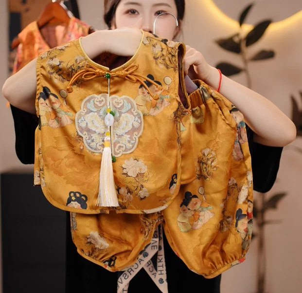 【Baby】新款中国风复古夏季时尚新中式仕女图无袖背心衣服时髦8506