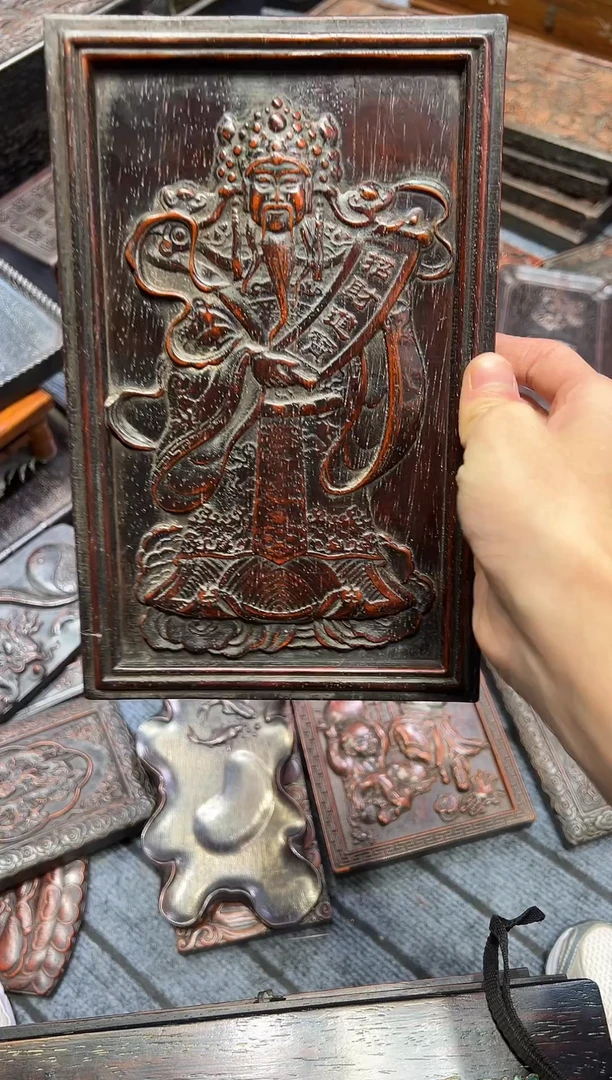 木紫檀雕刻一物一拍