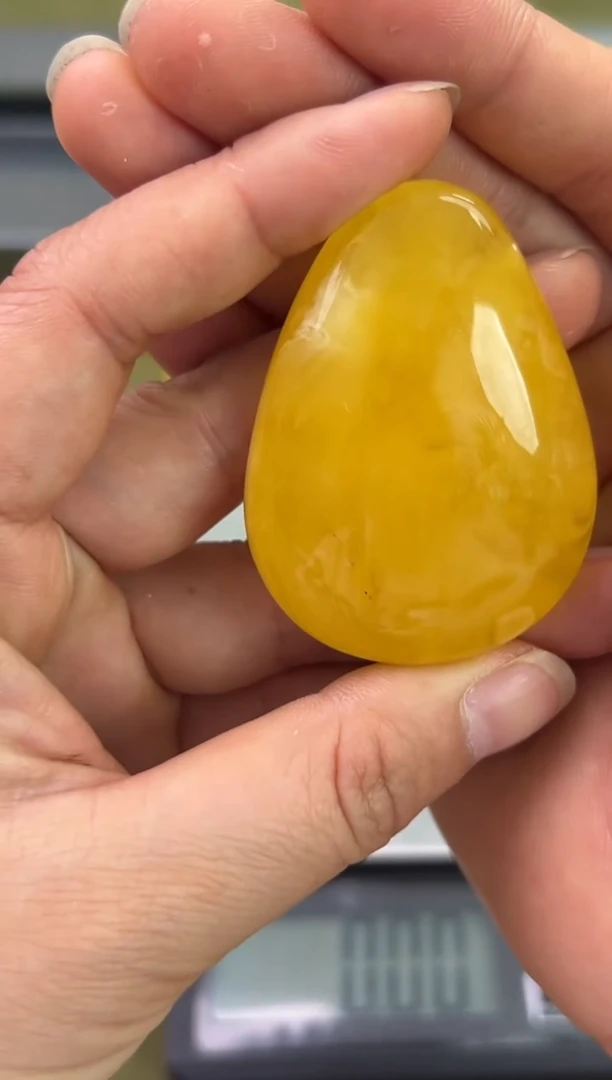 裸石琥珀未镶嵌琥珀蜜蜡吊坠