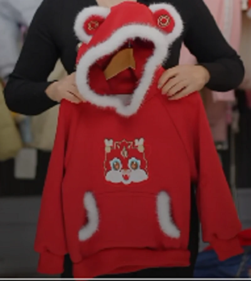 【工厂店】儿童冬季时尚红色年款套头连帽拜年服卫衣25118