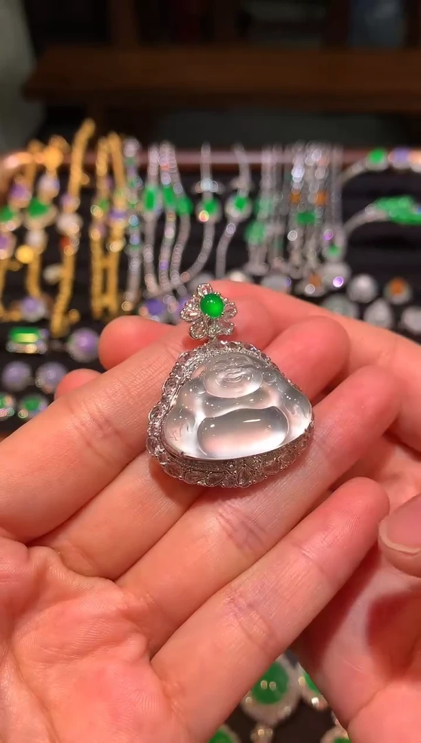 吊坠(赠链)18K金镶嵌翡翠玻璃种炸光佛公吊坠