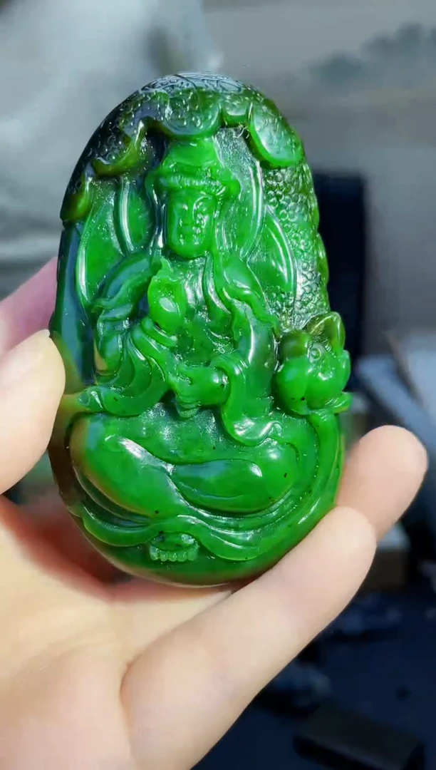 颈饰未镶嵌和田玉1