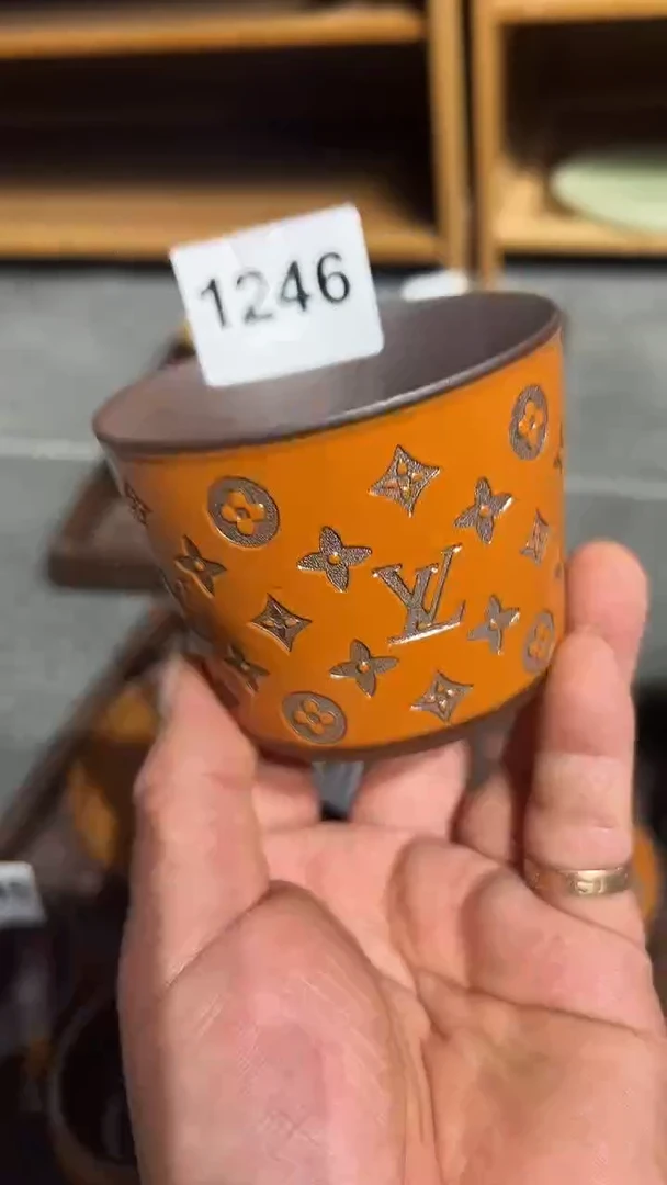 龙泉窑老花ams特大号冰桶微瑕1246