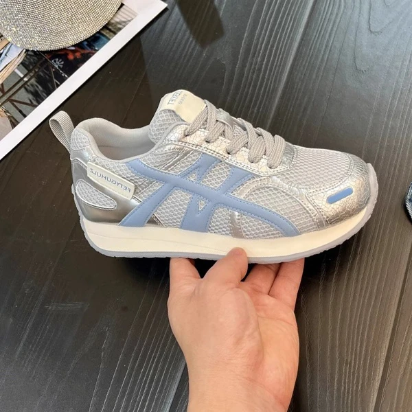 轻便软底真皮显脚小德训鞋女2025春夏季新款休闲百搭阿甘鞋老爹鞋