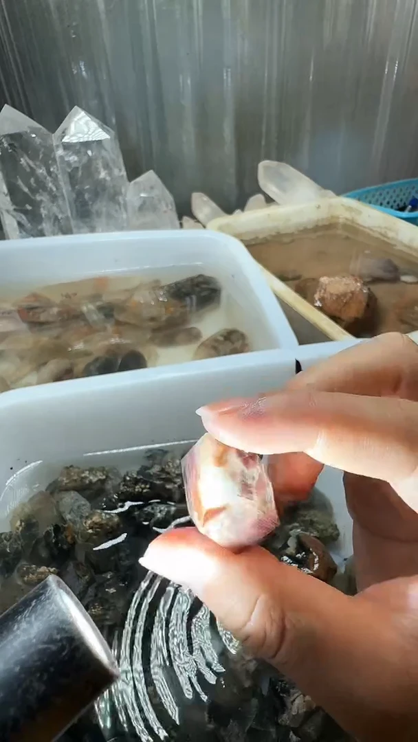 水晶珠宝半成品未镶嵌毛*毛毛，水晶
