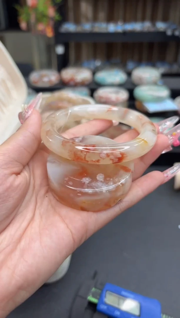 未镶嵌手镯石英质玉87(56圈赠送镯心)