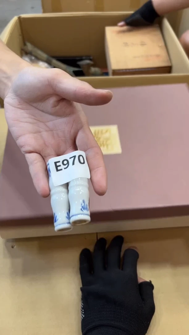 瓷片W**g970中古商品，谨慎参拍