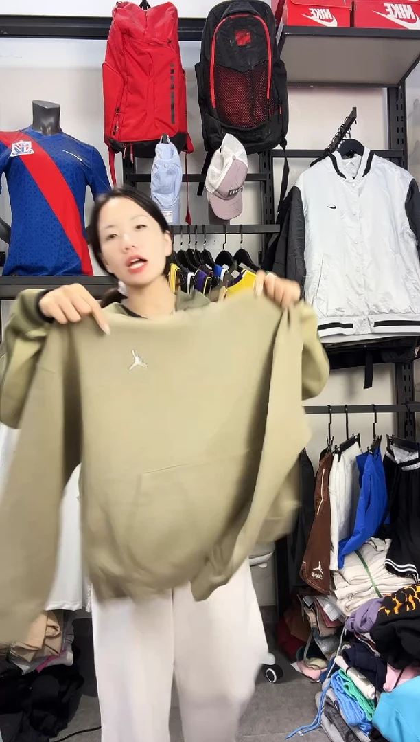 534编码 瑕疵款直播间过款为准 尺码M