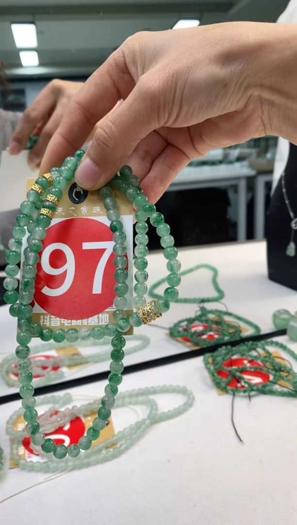 颈饰未镶嵌石英质玉用****8项链+97