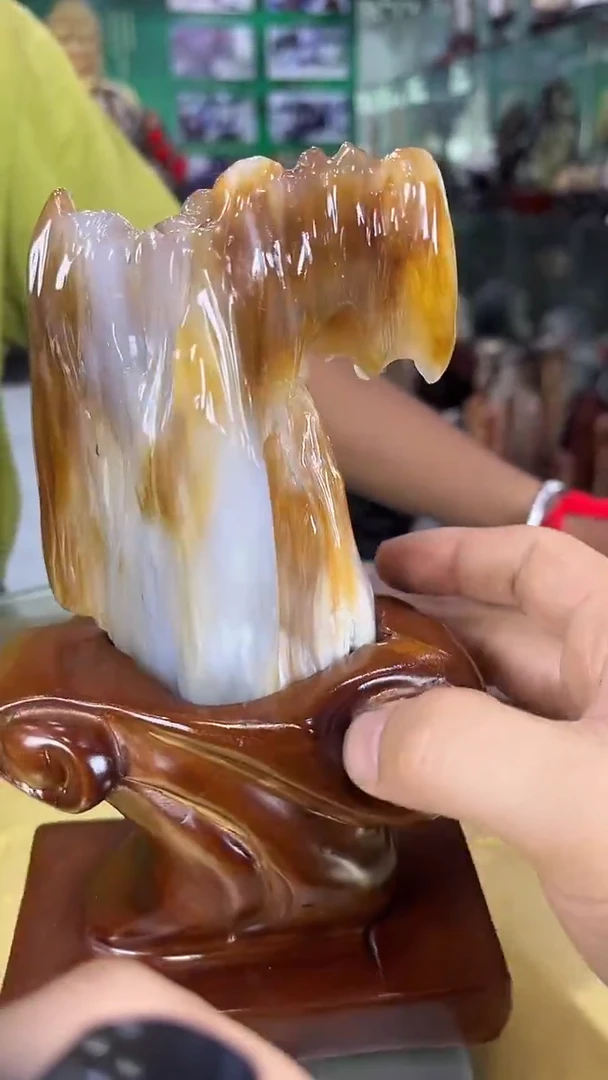 缅甸天然树化玉摆件
