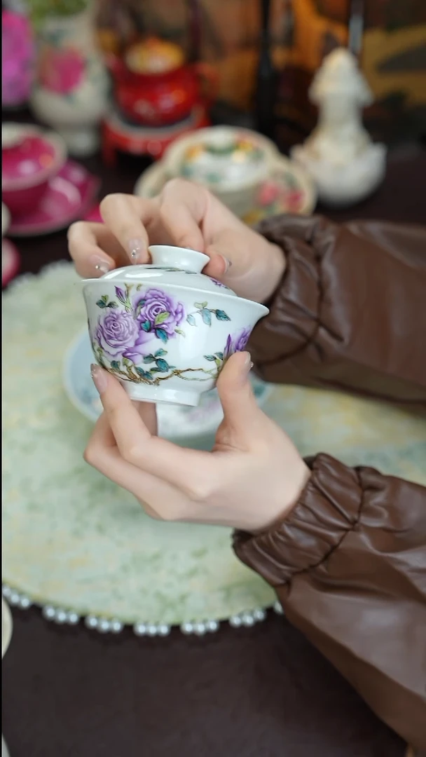 溢珍堂景德镇手工手绘珐琅彩盖碗