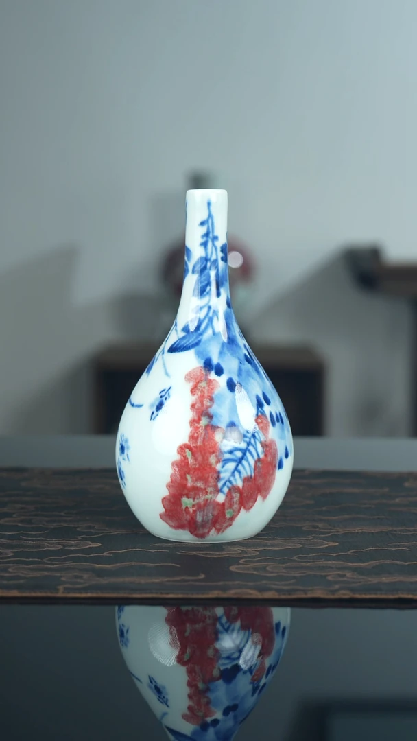 瓷片《紫气东来》青花釉里红花插