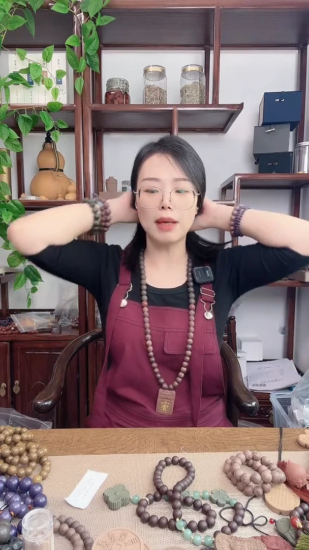 泥塑抱扑+金颜茉莉的大脖挂