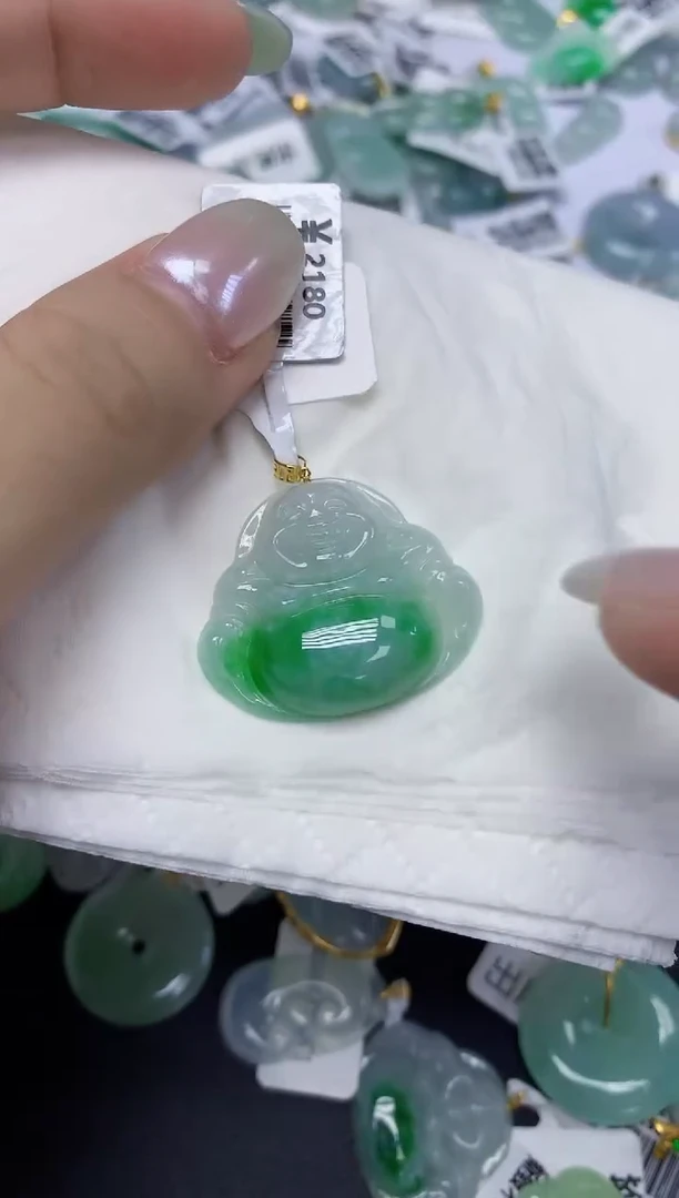 翡翠18K金镶嵌颈饰天然缅甸翡翠A货