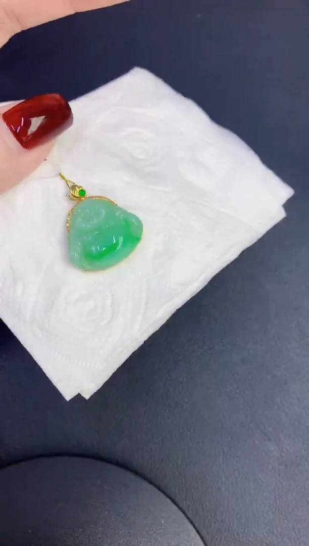 颈饰18K金镶嵌翡翠缅甸天然翡翠A货