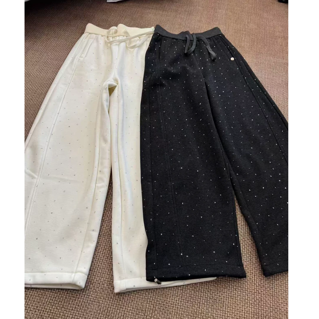 新款时尚百搭裤子 YT3947