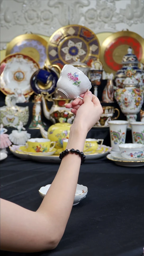 骨瓷婷婷中古器物如图所示52