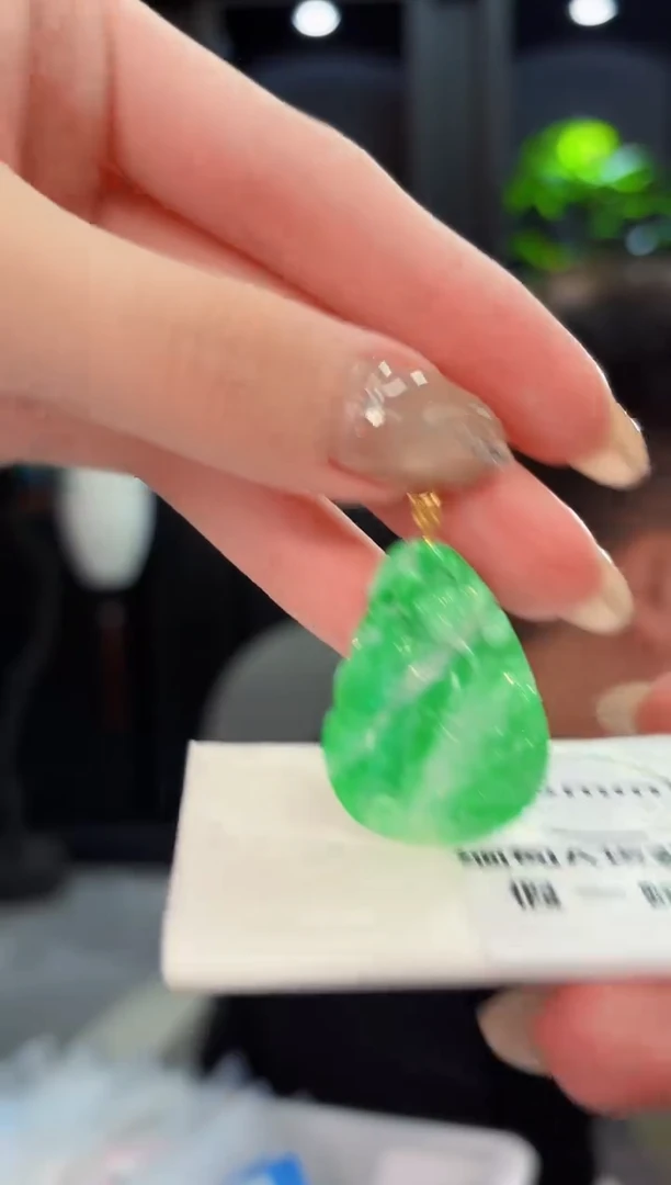 翡翠18K金镶嵌颈饰 缅料A货/支持复检/一件