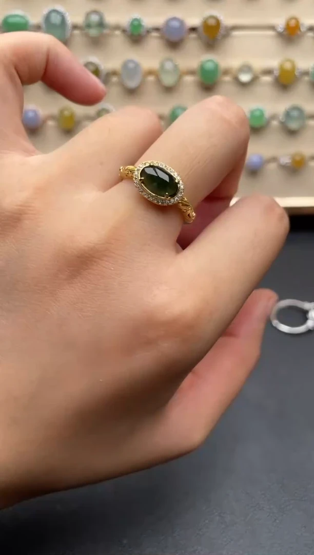 银S925镶嵌戒指翡翠一物一证一礼盒