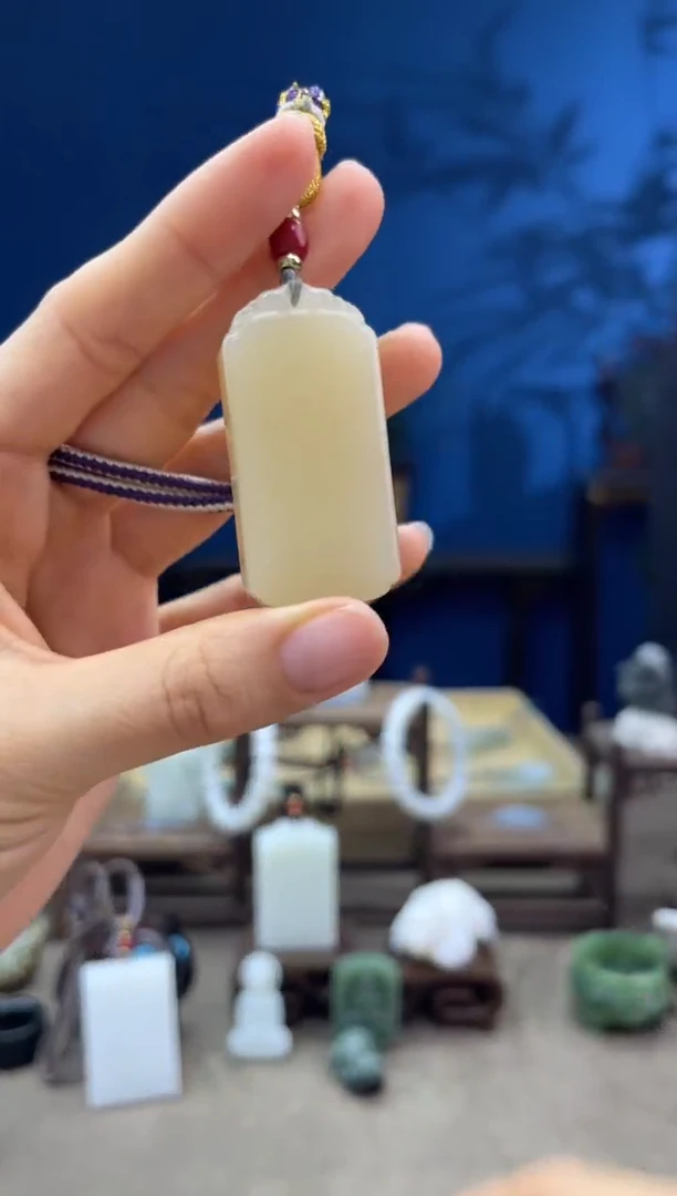 【闪购商品】和田玉颈饰未镶嵌1