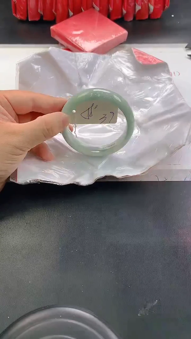 未镶嵌手镯翡翠39