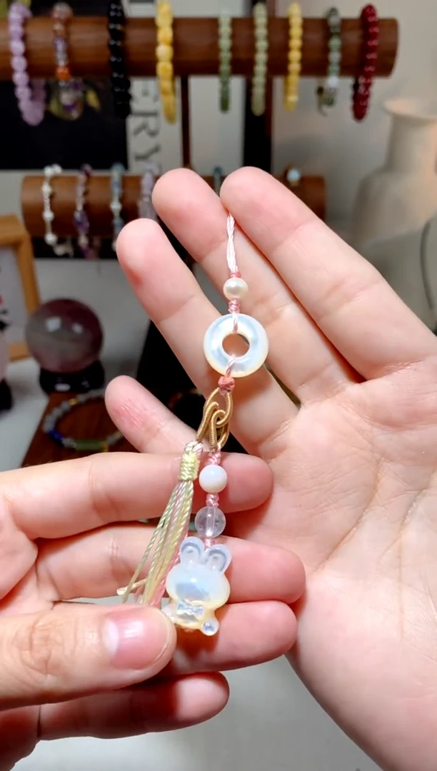 手机挂贝壳银S925镶嵌 白贝母小兔子手机挂 多样性发一