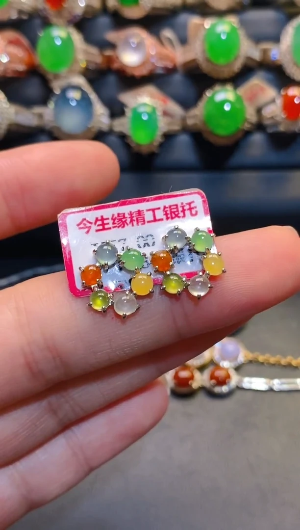 银S925镶嵌翡翠耳饰天然