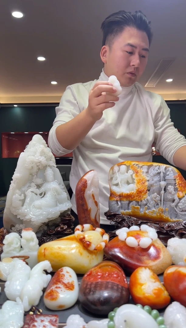 未镶嵌和田玉把件顺****6和田玉