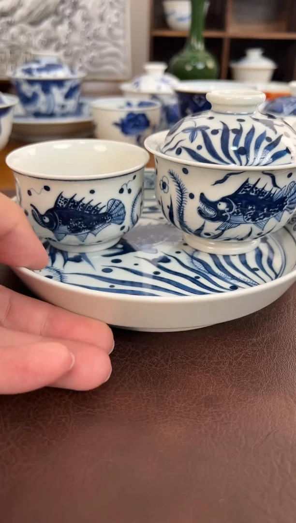沫*照夜白青花鱼藻炉式3件套