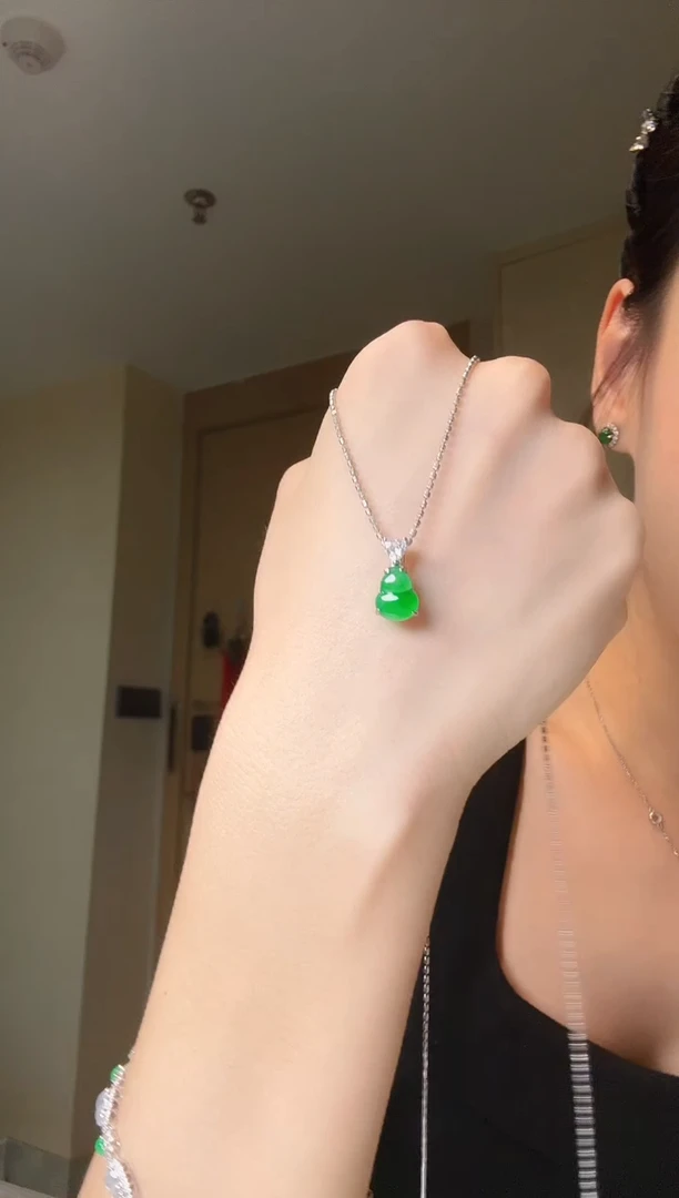 翡翠银S925镶嵌吊坠(不含链)天然翡翠吊坠