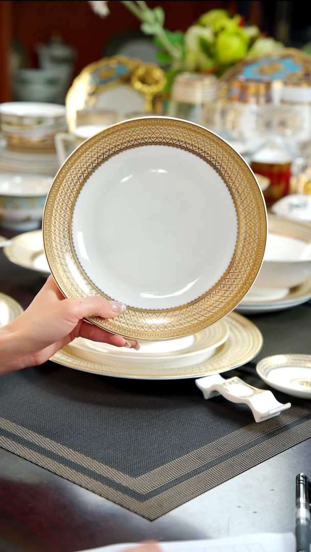 瓷片8英寸菜盘1个