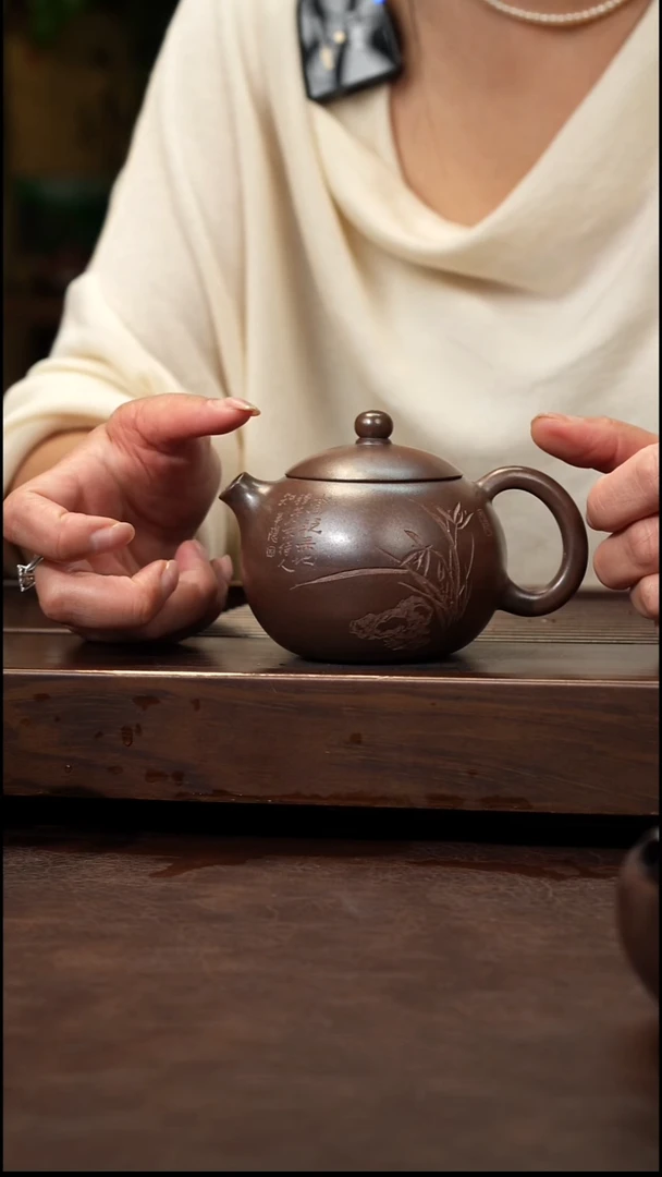 茶壶紫砂紫泥高温烧刻绘西施200cc左右