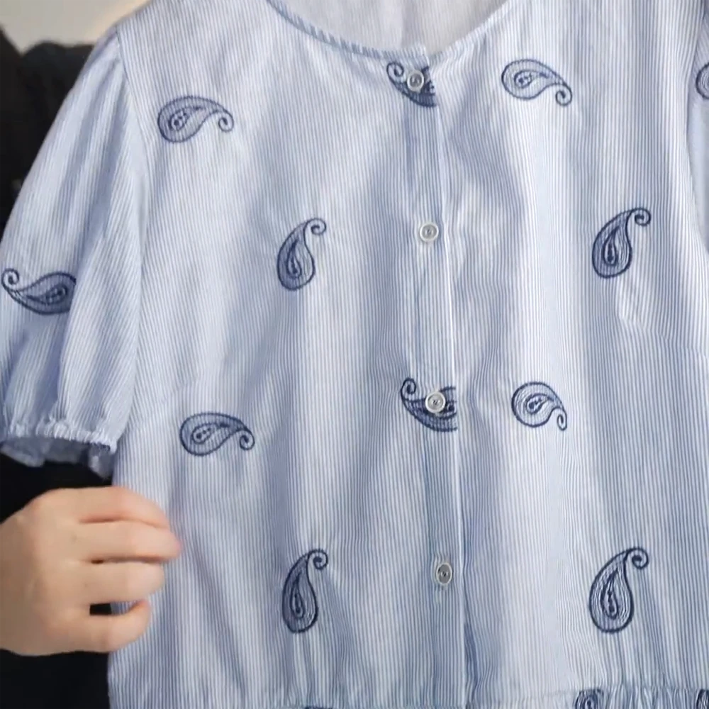 短袖减龄刺绣宽松衬衫女2025新款夏季显瘦条纹短袖上衣设计感