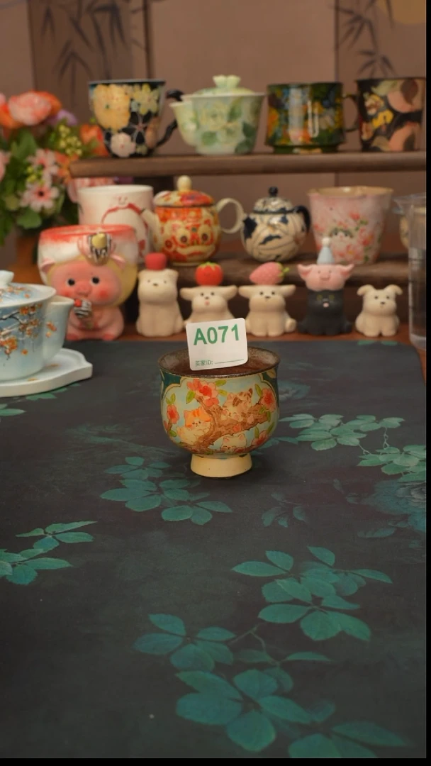 迷糊  猫猫紫砂主人杯071