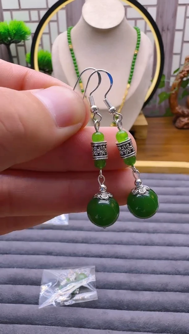 银S925镶嵌和田玉耳饰E69