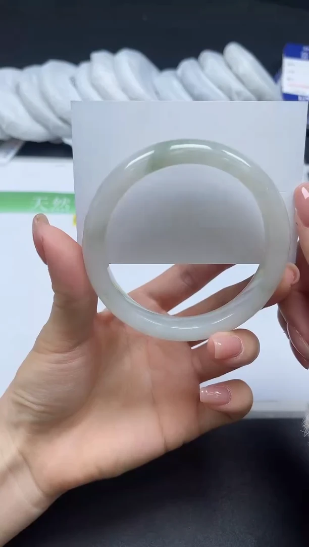 未镶嵌手镯石英质玉055-5859