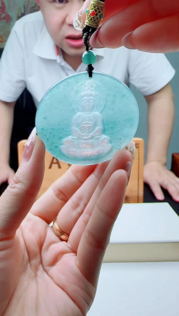 颈饰未镶嵌翡翠多样性发其一