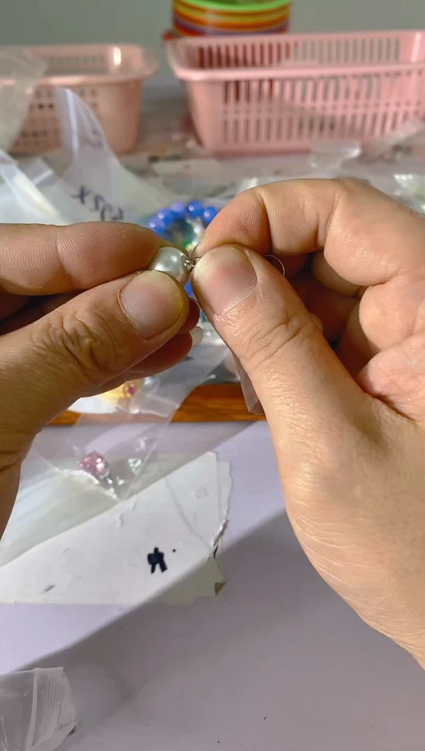 【闪购商品】水晶颈饰银S925镶嵌200红宝，蓝宝，多样性发一件赠链