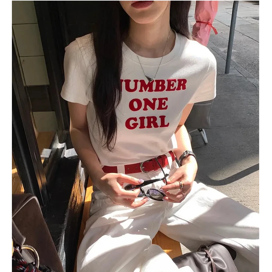 设计感辣妹字母印花休闲T恤2025新款夏季百搭小心机显瘦短袖上衣