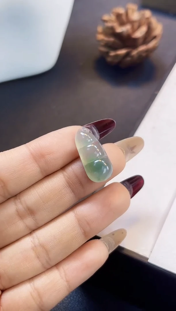 裸石翡翠冰丽04冰飘花福豆21.9*10*5.2