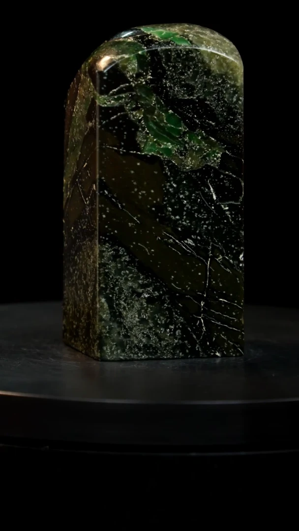 青田石金星绿稀少品种